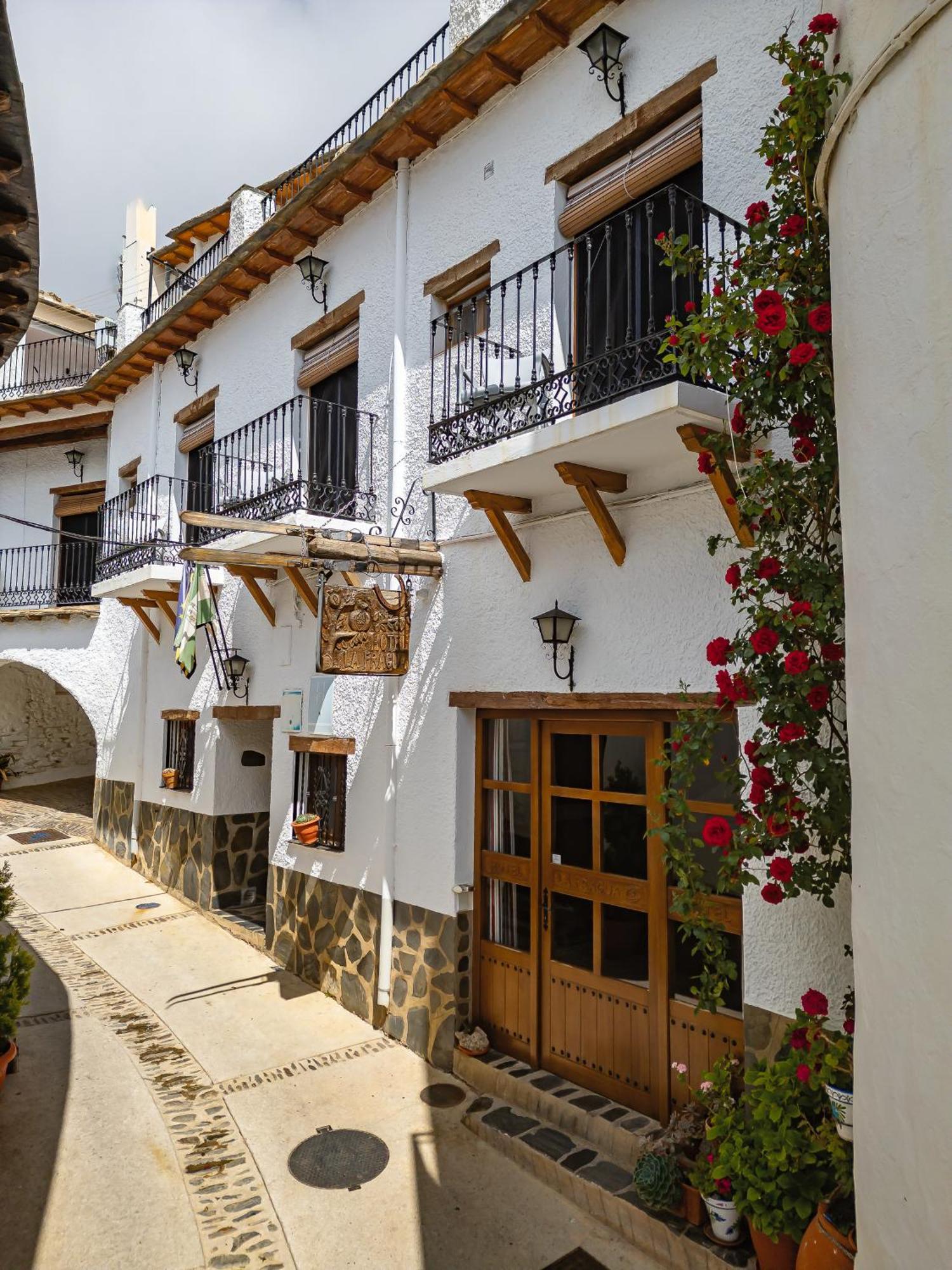 Hotel La Fragua I Trevelez Exterior photo